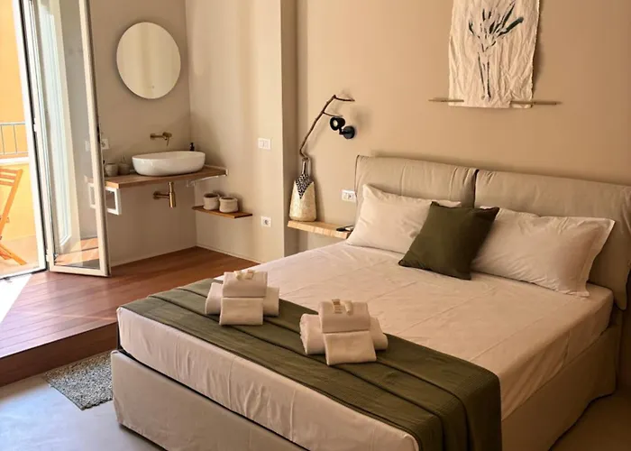 Stylish In The Heart Of Apartment Rome