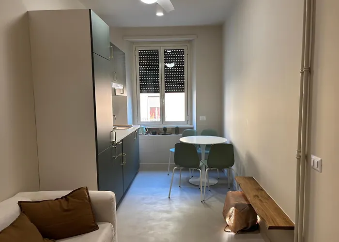 Stylish In The Heart Of רומא
